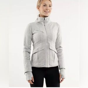 Lululemon It’s Happening Jacket - sz 4 - heathered silver spoon